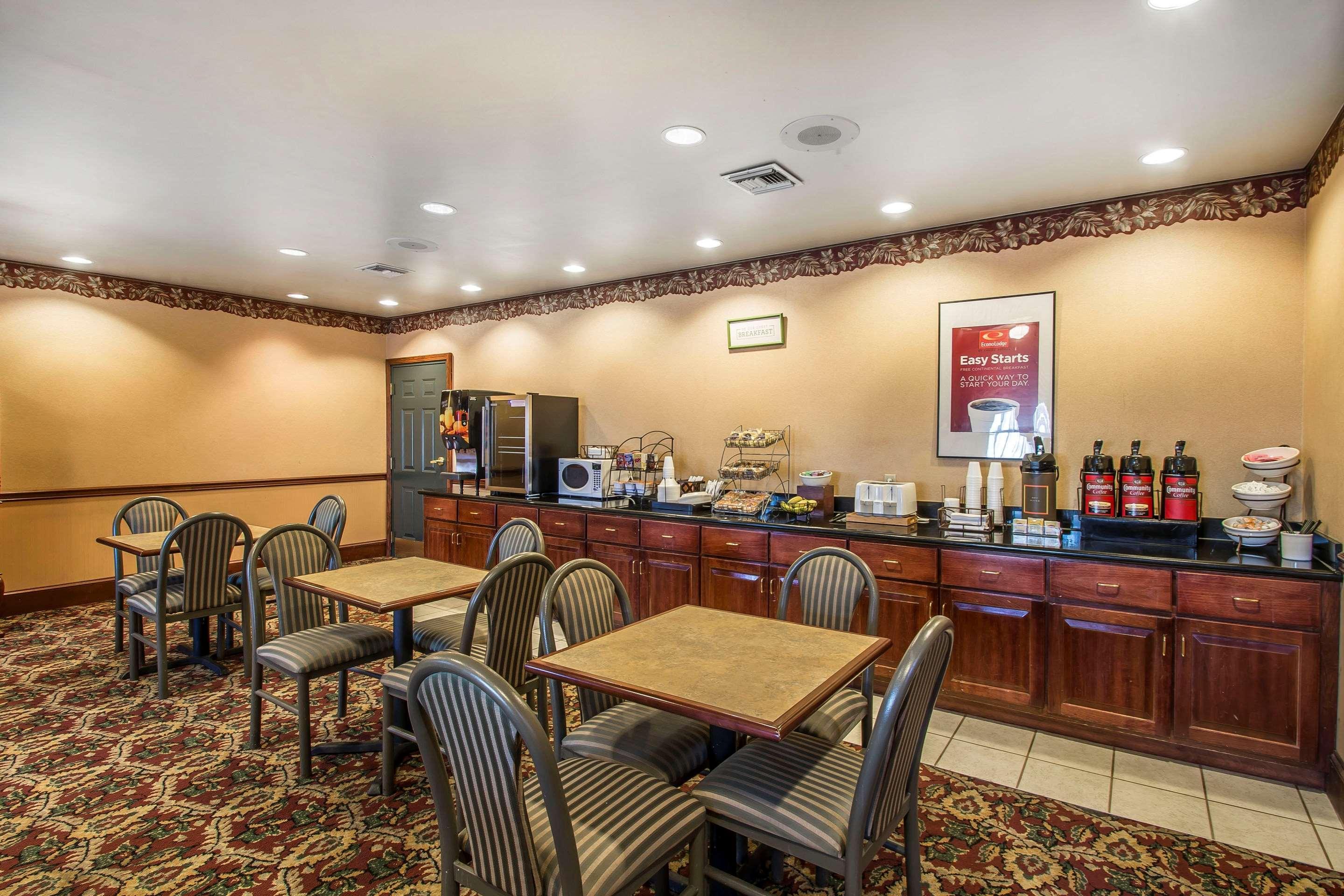 Econo Lodge Inn & Suites Marianna Exterior foto