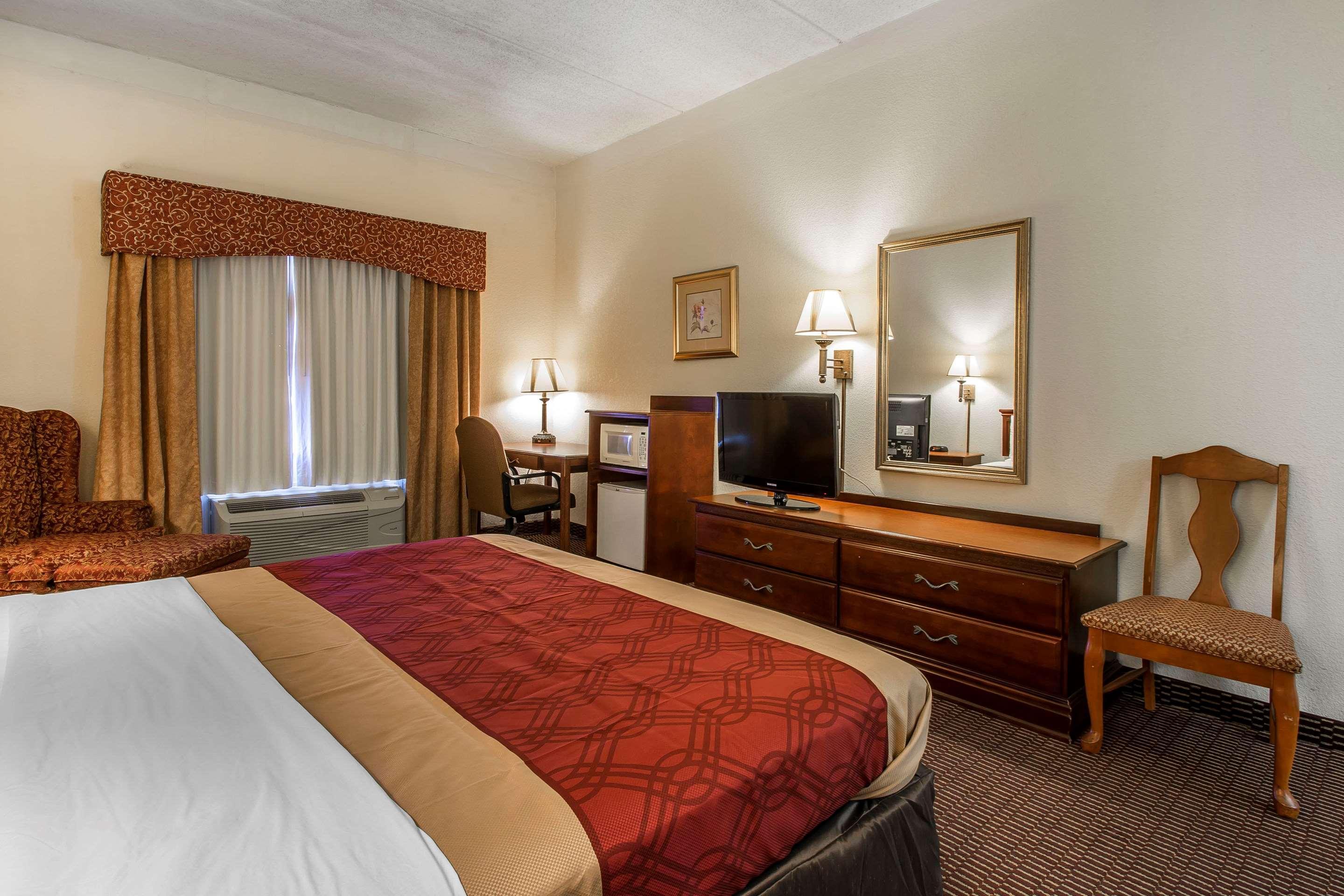 Econo Lodge Inn & Suites Marianna Exterior foto